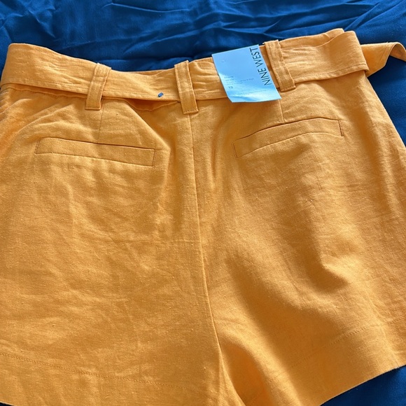 NINE WEST linen shorts - 12 - Picture 5 of 7